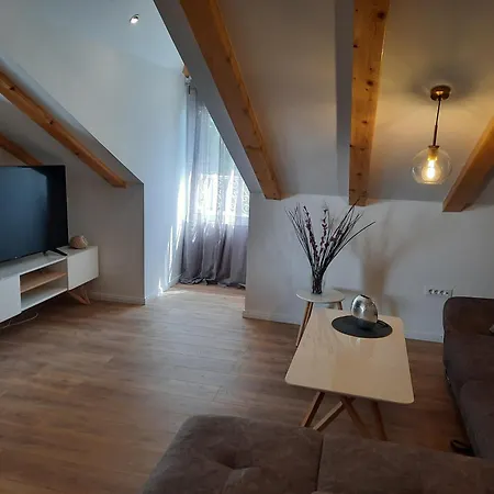 Marta Apartment *