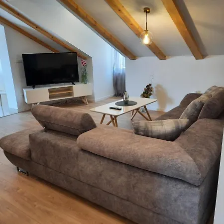 Apartament Marta *