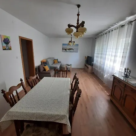 Apartment Marta *