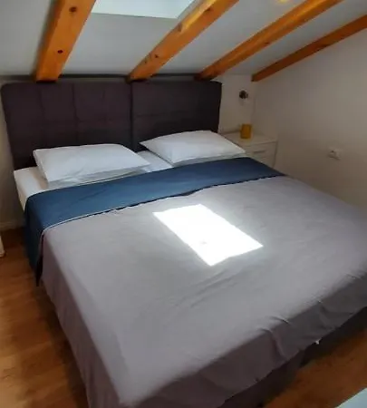 Marta Apartment *