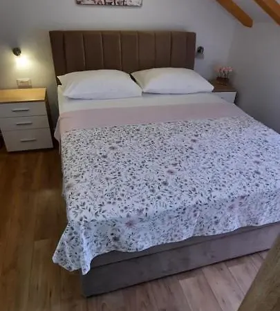 Marta Apartamento Marina (Bossoglina)