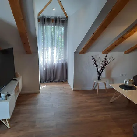 Marta Apartment *